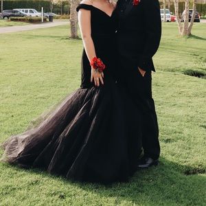 Sherri hill prom dress